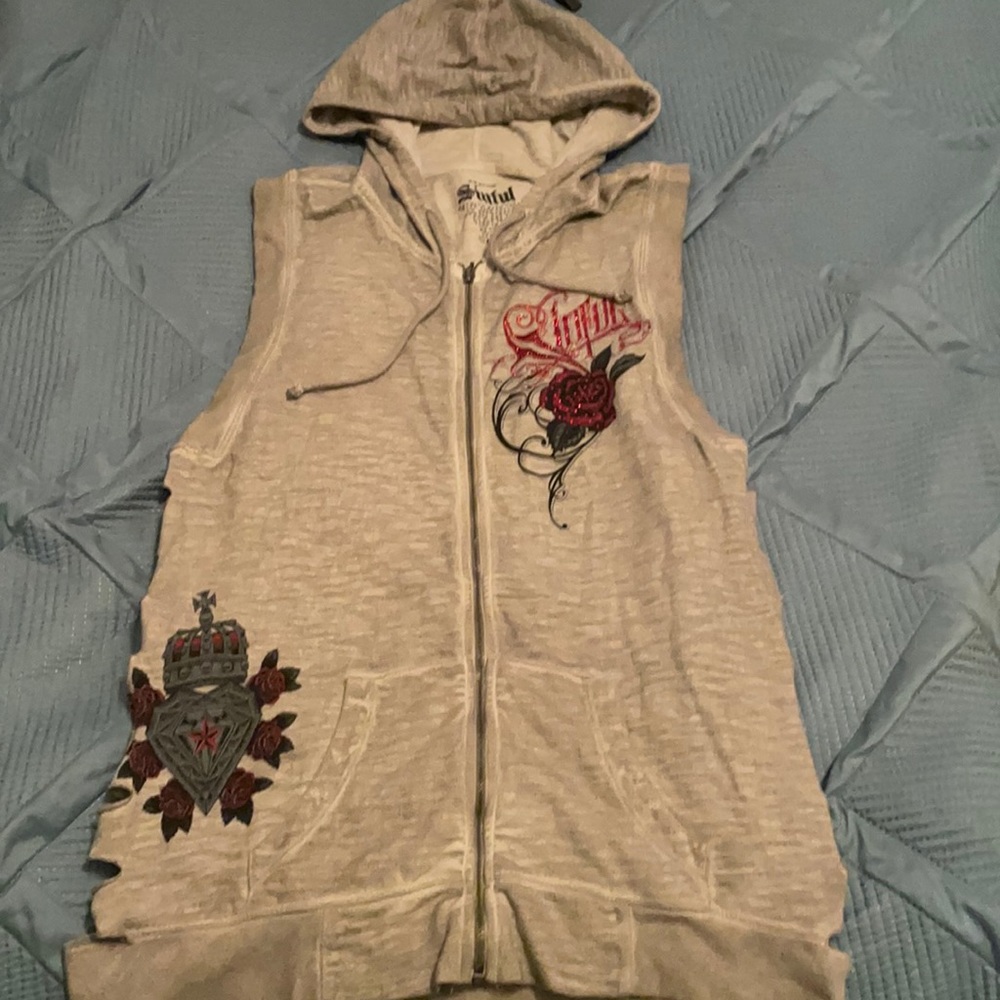 Zip up sleeveless hoodie